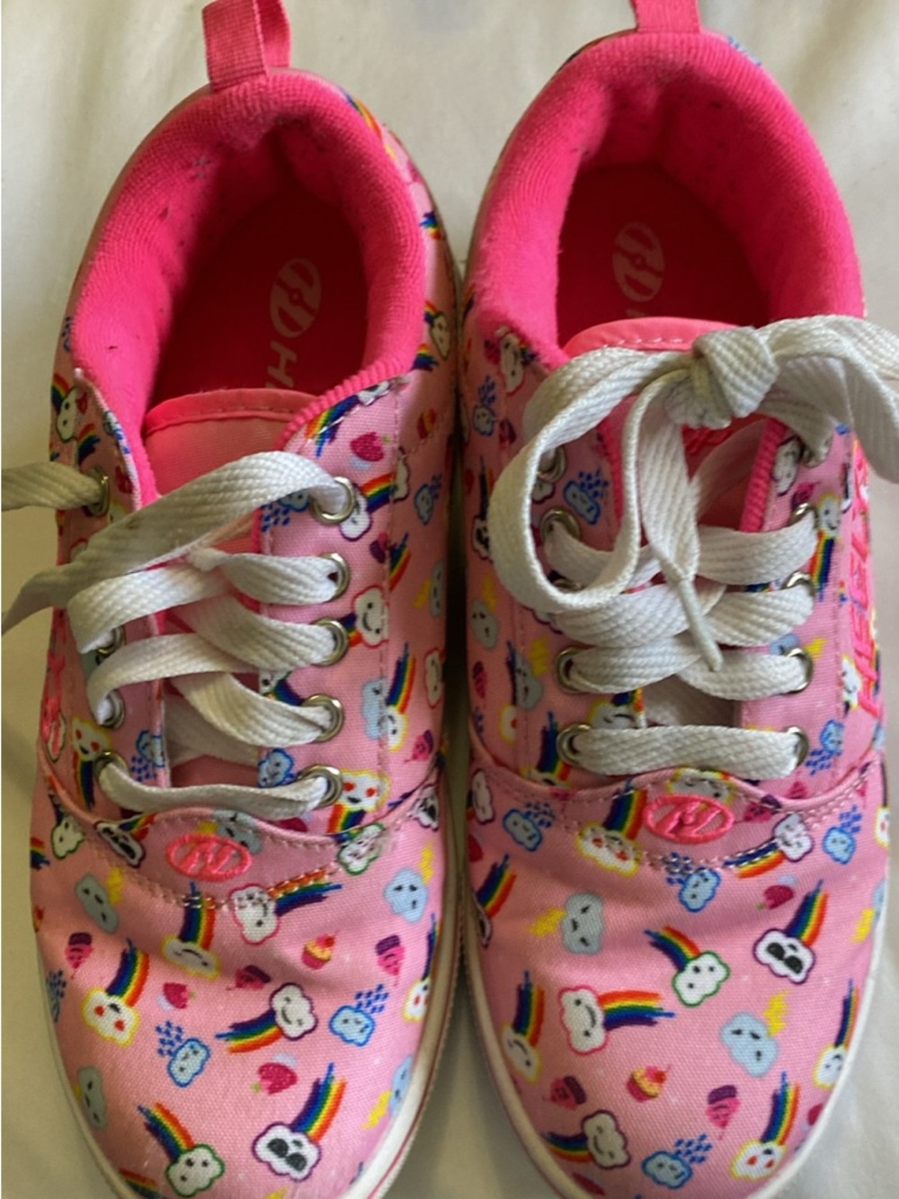 Heelys Pink Rainbow & Cloud Print Sneakers